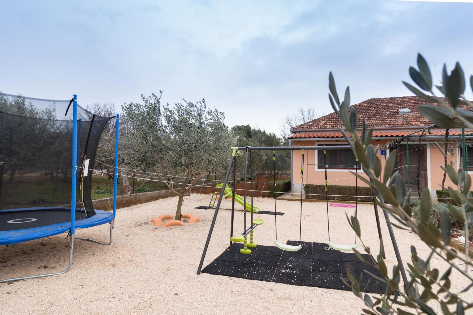 House Jasmin With Large Garden, Near Nin - By Ta Leut Villa Exterior photo